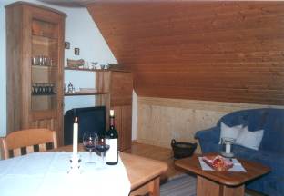 wohnung_haus_alb.jpg (9714 Byte)