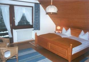 wohnung_haus_alb1.jpg (10958 Byte)